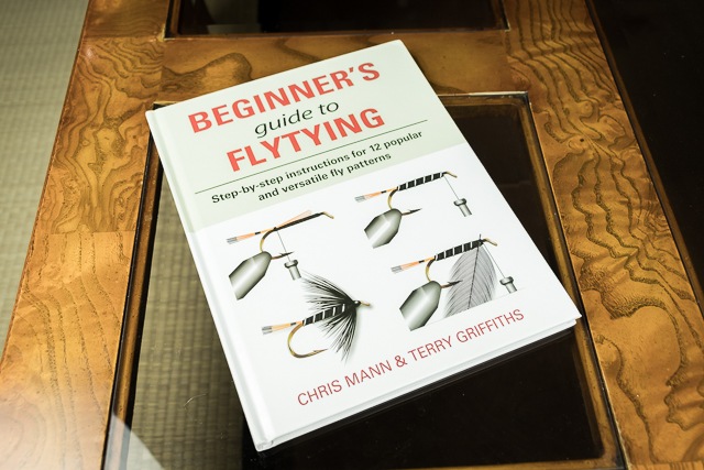 Beginners Guide to Fly Tying Chris Mann & Terry Griffiths