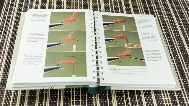 Peter Gathercole's Fly tying for beginners - interior pages example