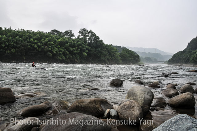 Kobayashi san wading in wide honryu river