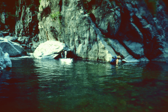 Haide gawa pool crossing