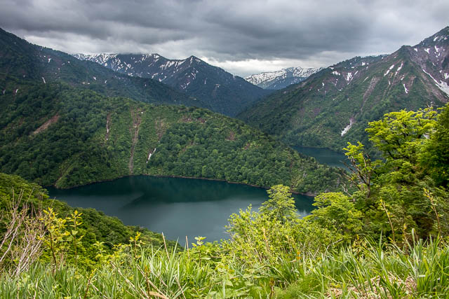 The mountain range surrounding Akiyamago