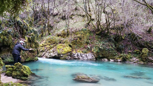 Fixed line fly fishing in Simbruini